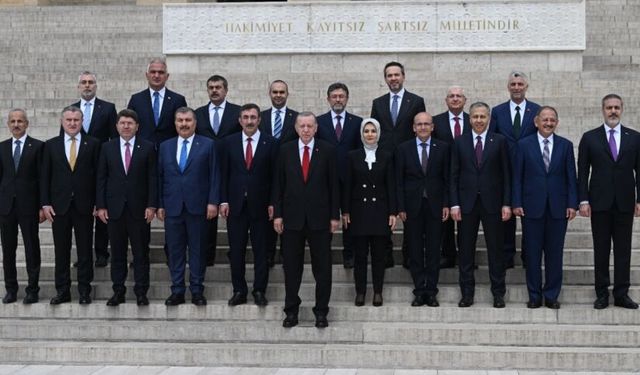 Cumhurbaşkanlığı Kabinesi Cumhurbaşkanı Erdoğan Başkanlığında Toplandı