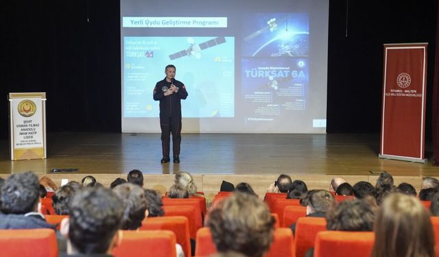 Türkiye’nin İlk Astronotu Alper Gezeravcı: “2027’de Ay’a Ulaşmayı Hedefliyoruz”