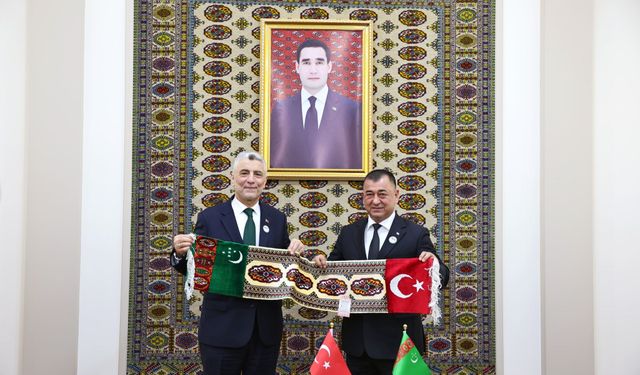 Ticaret Bakanı Ömer Bolat, Türkmenistan ziyareti kapsamında Türkmenistan Bakanlar Kurulu Başkan Yardımcısı Nökergulı Ata