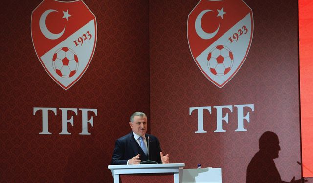 Osman Aşkın Bak’tan FIFA Kokart Töreni’nde Hakemlere Destek Mesajı