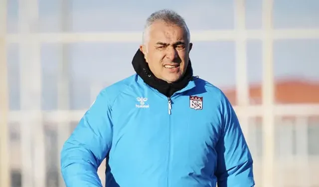Sivasspor’da Ayrılık: Teknik Direktör Mehmet Altıparmak ile Yollar Ayrıldı