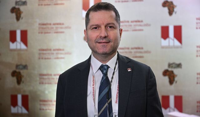 MİA Başkan Yardımcısı Uygur: İran ve ABD Müzakerelerle Zaman Kazanıyor