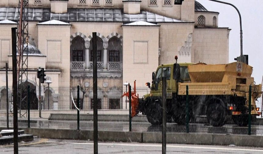 Ankara’da Kar ve Karla Karışık Yağmur Etkili Oldu